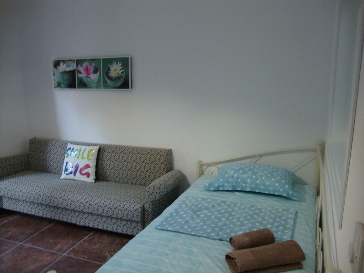 Maria Apartments 内亚卡瓦里 外观 照片
